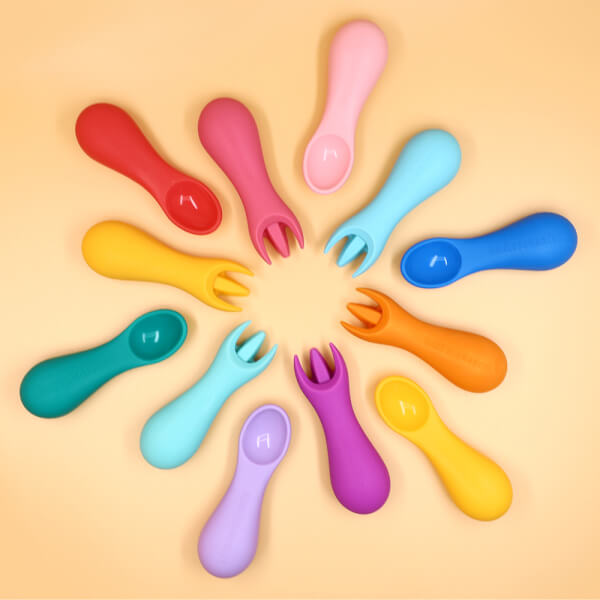 Bộ thìa nĩa tập ăn silicon cho bé Palm Grasp Marcus & Marcus, từ 12 tháng - Lola