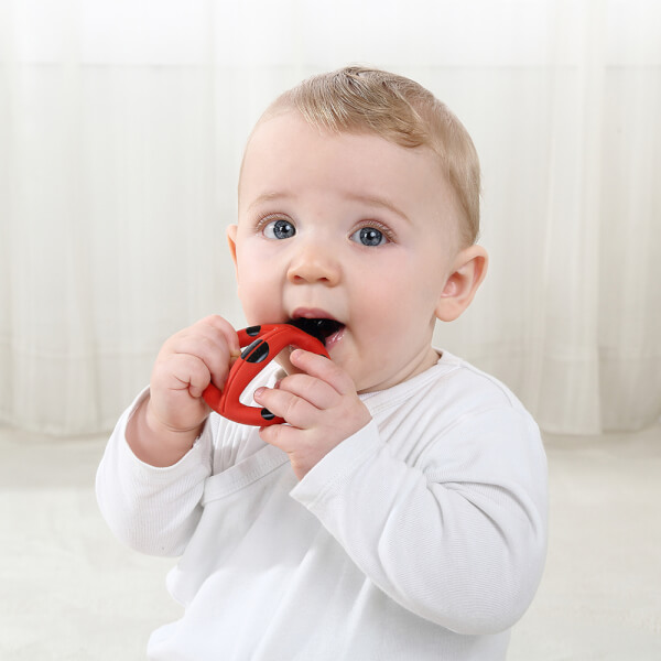 Bàn chải gặm nướu Mombella