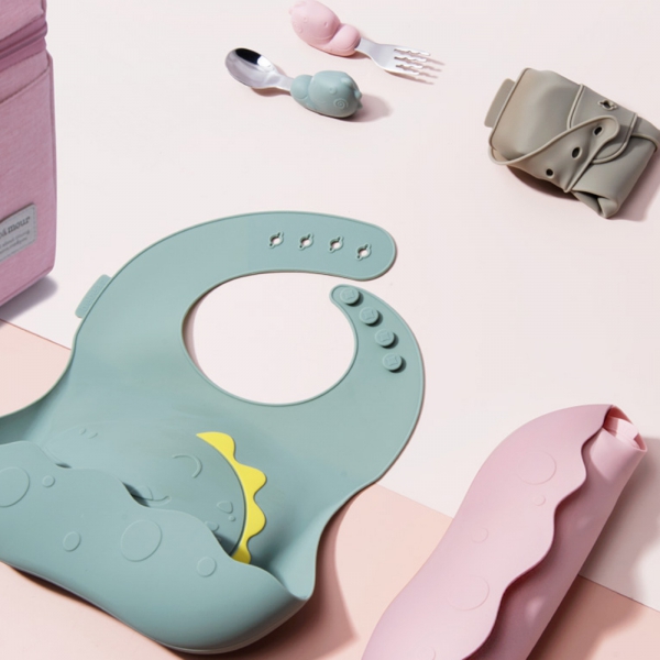 Yếm ăn dặm silicone Bebear (Xanh, BWF108)