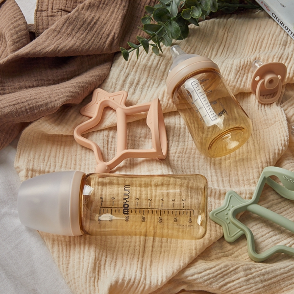 Bình sữa Moyuum PPSU 270ml (Beige)