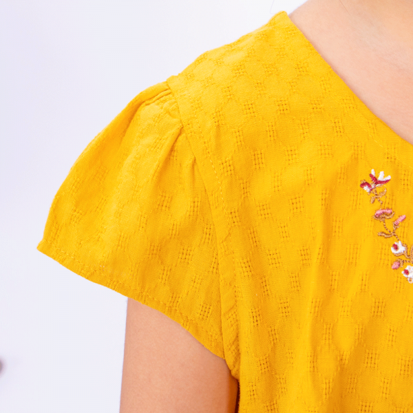 Đầm vải bé gái thêu hoa Animo TX1122076 (6M-6Y,Vàng)