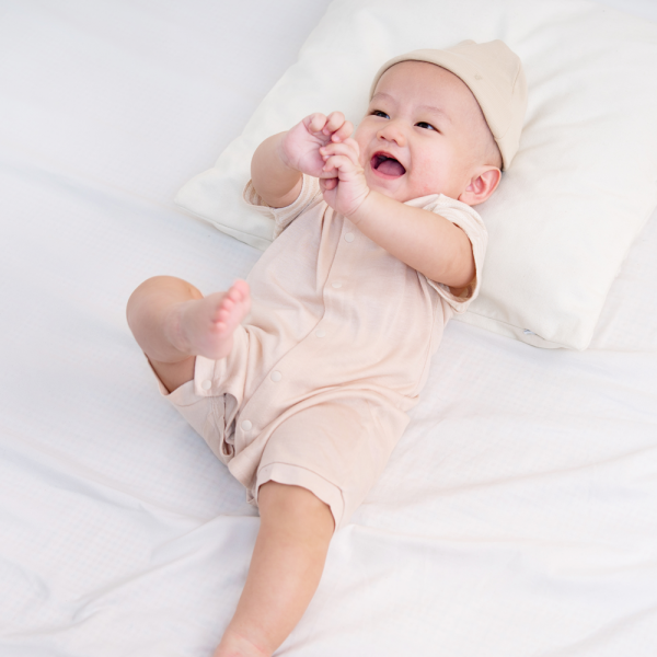 Bodysuit tính năng đùi, vải lưới Animo I0322032 (0-12M,Beige)