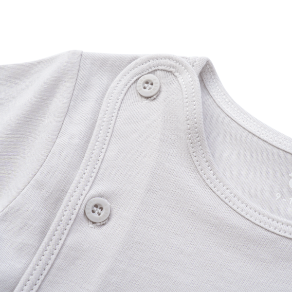 Cặp áo sơ sinh cài chéo tay ngắn Animo KV123018 (NB-12M,Trắng họa tiết_Xám)