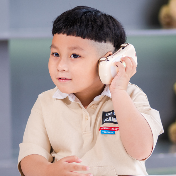 Điện thoại ô tô 2 trong 1 có nhạc, đèn JS056798 (Kem)