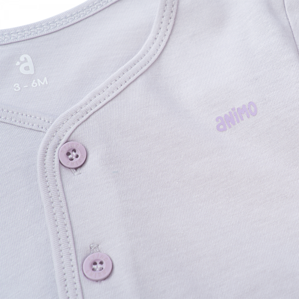 Cặp áo sơ sinh cài giữa tay dài Animo KV223021 (NB-12M,Trắng họa tiết_Tím)