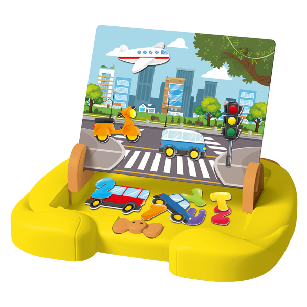 Bảng vẽ nam châm học tập kèm bộ chữ số, phương tiện giao thông từ tính và bút vẽ JS061007_C2307 (Vàng)