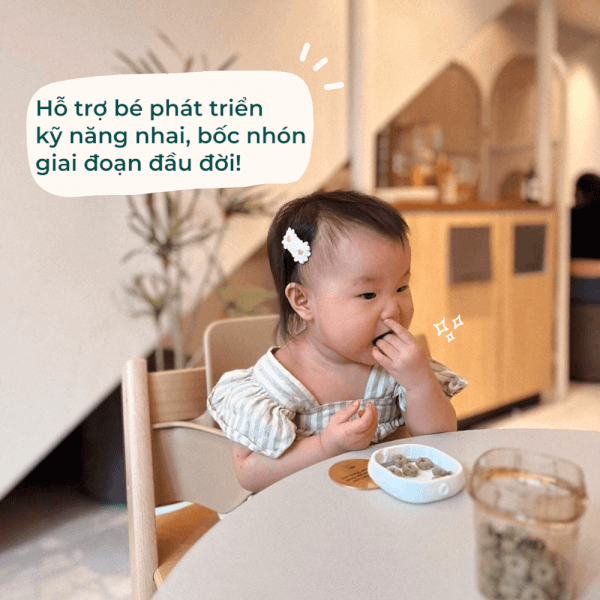 Bánh Puffs Gạo Lứt Hữu Cơ Little Blossom Vị Dâu 40g