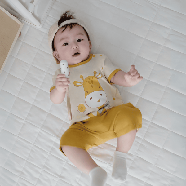 Bodysuit bé trai đùi Animo VD0525015 (0-12M,Vàng,NN02)