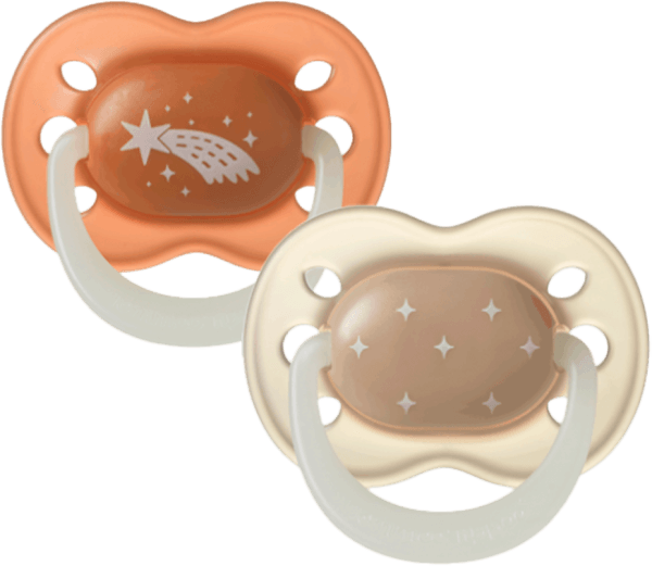 Ty ngậm dạ quang cho bé Tommee Tippee Night Glow 0-6 tháng (vỉ đôi) (giao mẫu ngẫu nhiên)