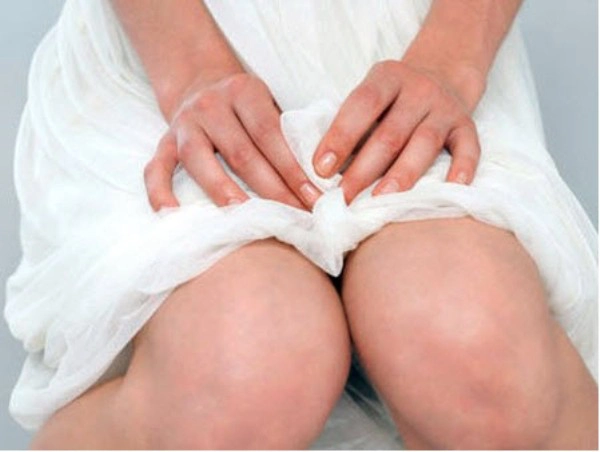 4 nguyên tắc chăm sóc vùng kín tránh viêm nhiễm cho mẹ sinh thường 