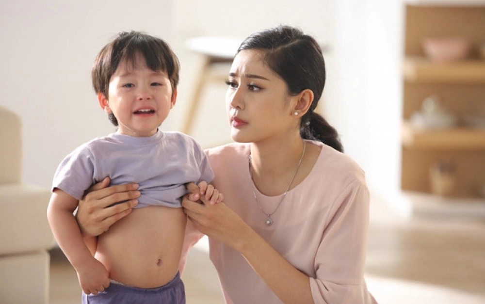 Bé tiêu hoá kém có nên dùng sữa ColosBaby Bio Gold?