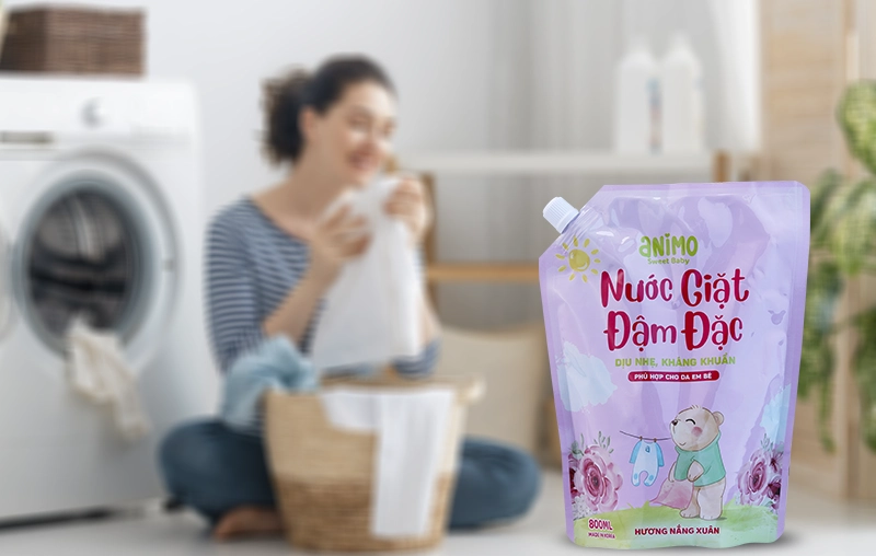 Mách mẹ cách chọn nước giặt cho bé an toàn