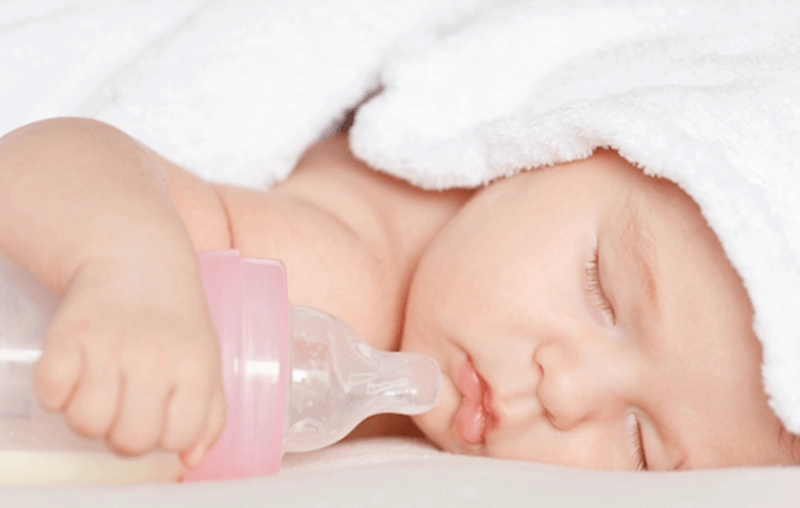 Lưu ngay kinh nghiệm chọn sữa Nhật cho trẻ sơ sinh 