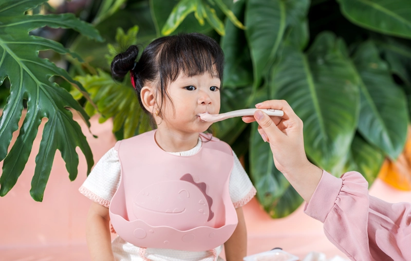 [Giải đáp] Váng sữa hay sữa chua tốt hơn cho trẻ?