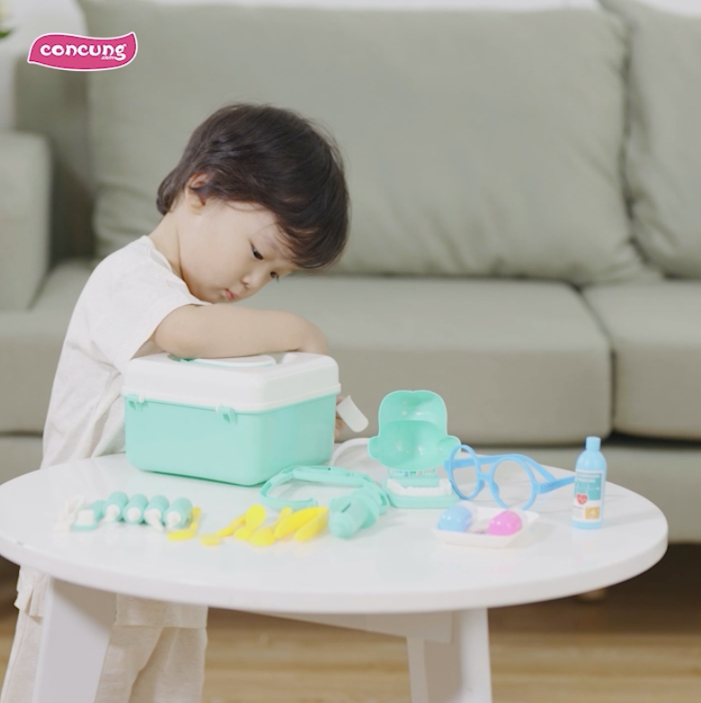 Hộp nhập vai bác sĩ nha khoa kèm mô hình răng ngộ nghĩnh 27pcs CY510884