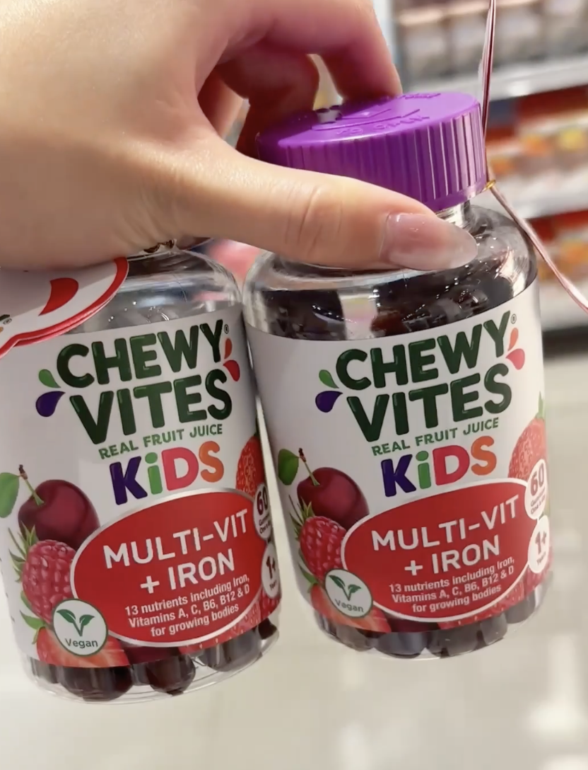 Viên nhai đủ 13 loại vitamins và sắt