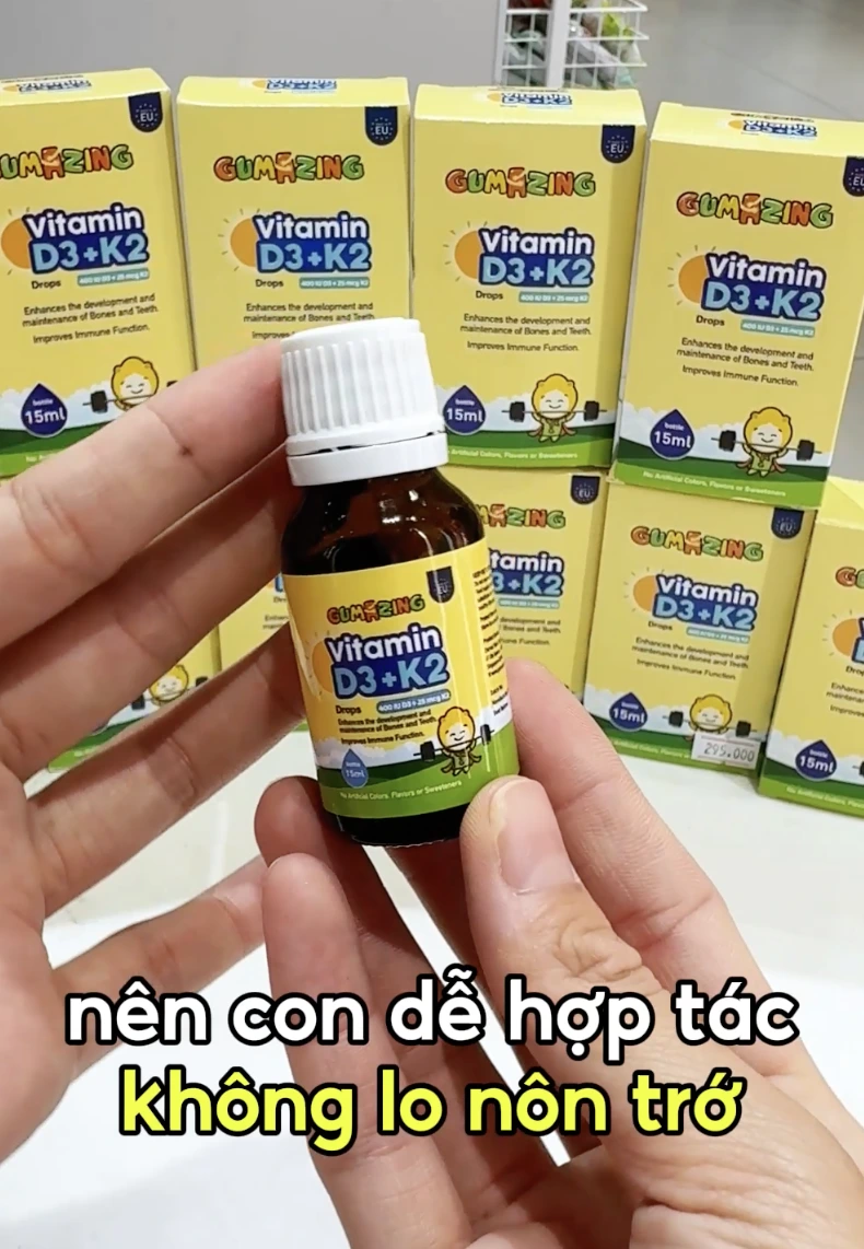 D3K2 không màu không mùi không vị nên con dễ hợp tác lắm các mom ơi