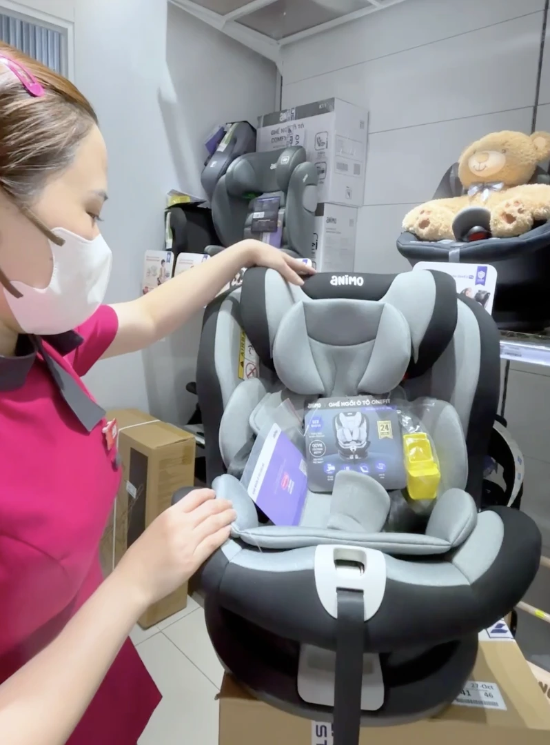 Ghế ngồi oto Animo OneFit Isofix 360