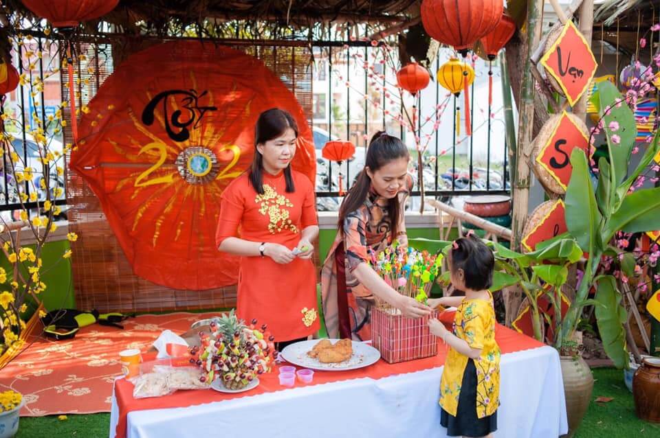 Hoạt động chào đón năm mới tại trường (Ảnh: Fanpage trường)